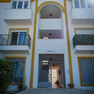 Apartamento Luz, Facinas